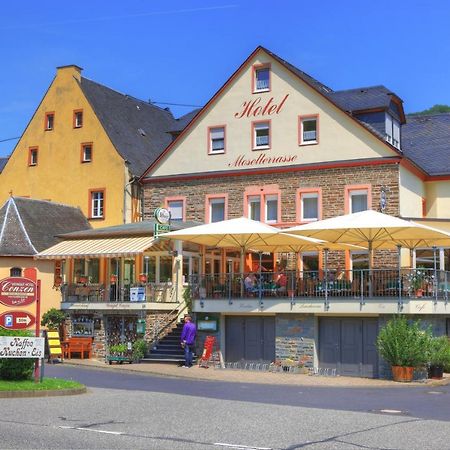 Hotel Moselterrasse Едигер-Елер Екстериор снимка